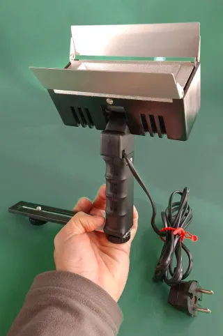 LÁMPARA O ANTORCHA KAISER 3000 PARA FOTO Y VÍDEO