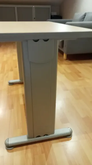 Mesa auxiliar oficina