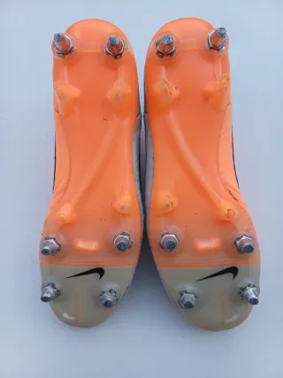 Scarpe Nike Tiempo Legend 5 SG 42,5