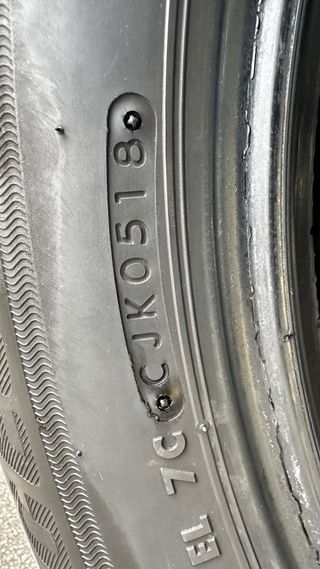 Neumáticos Bridgestone 235 55 R18 100H