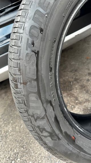 Neumáticos Bridgestone 235 55 R18 100H