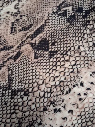 Camisa mujer estampado piel serpiente