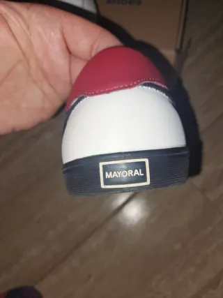 Zapatillas Mayoral Blancas y Azul Marino