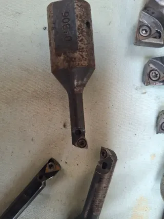 Porta plaquetas para torno