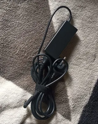 Ordenador portátil HP 250R G9