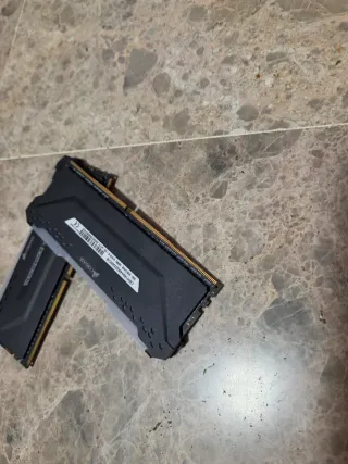 Corsair Vengeance RGB Pro 16GB (2x8GB) DDR4 3200MH