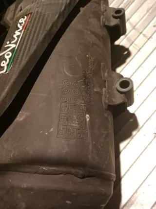 LeoVince Escape Moto