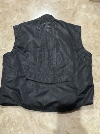 Pantalón Alpinestars Chaleco Fox. chaqueta Thor