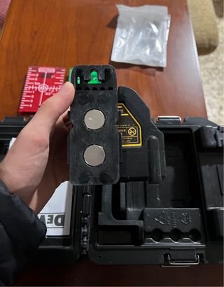 Nivel Láser DeWalt DW088CG