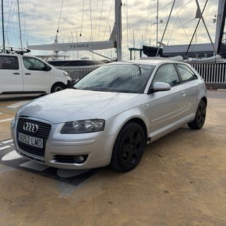 Audi A3 1.6i 🟢