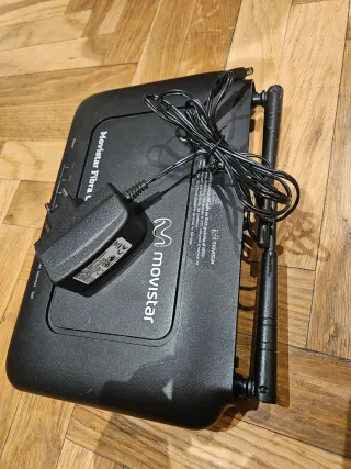 Router Movistar Fibra Óptica Negro
