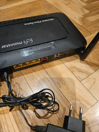 Router Movistar Fibra Óptica Negro
