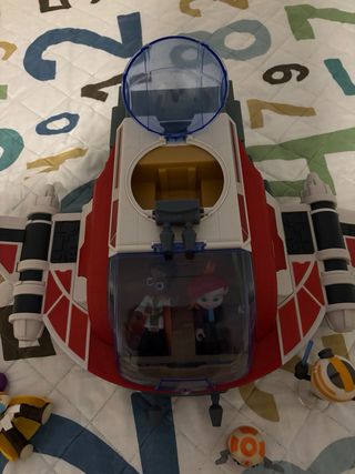 Nave Pequeños Jedi con Figuras