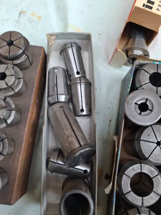 Lote pinzas y portaherramientas torno