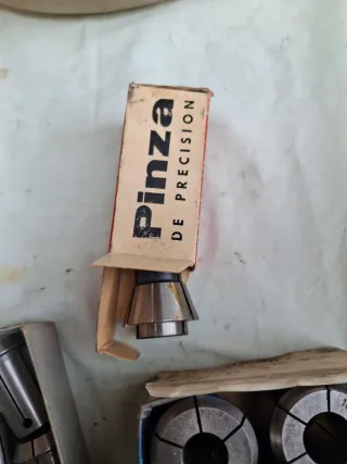 Lote pinzas y portaherramientas torno