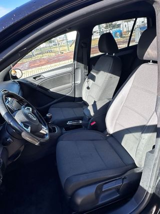 Volkswagen Golf 2010