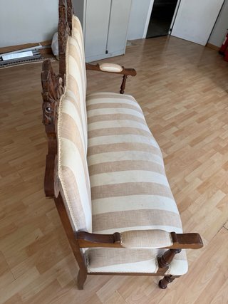 Conjunto de Muebles: Sofá, 2 Sillones y 6 Sillas