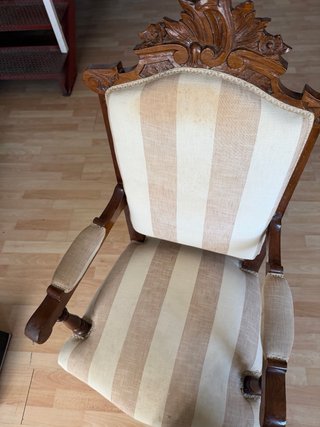 Conjunto de Muebles: Sofá, 2 Sillones y 6 Sillas