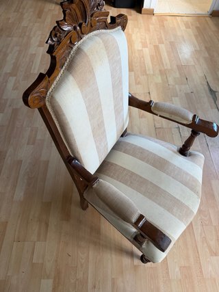 Conjunto de Muebles: Sofá, 2 Sillones y 6 Sillas