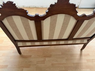 Conjunto de Muebles: Sofá, 2 Sillones y 6 Sillas