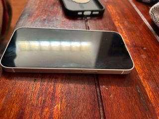 iPhone 14 128GB blanco estrella