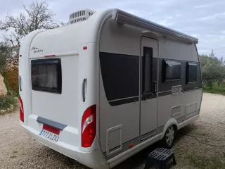 Caravana hobby ontour 390