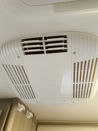 Caravana hobby ontour 390