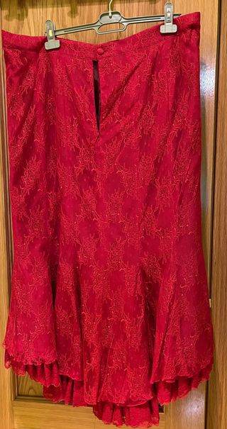 Conjunto rojo de encaje