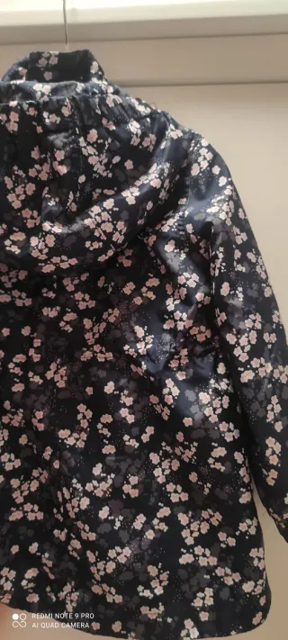 Chubasquero niña estampado floral