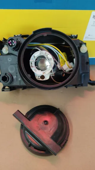 Óptica Audi 80 Magneti Marelli