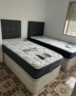 Canapés y colchones nuevos a estrenar