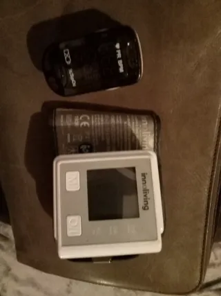 MISURATORE PRESSIONE È SATURAZIONE