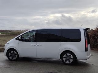 Hyundai Staria 2023
