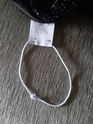 Mono niña Zara T8 lentejuelas un solo uso