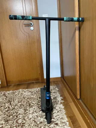 Patinete profesional Lucky casi nuevo