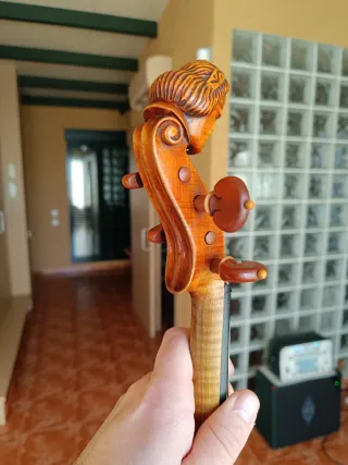Violín antiguo