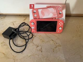 Nintendo Switch Lite Coral