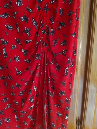 Falda larga roja estampada