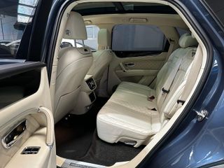 Bentley Bentayga 2017 V12