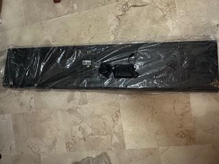 Teclado THOMANN SP 320 con pie y partituras