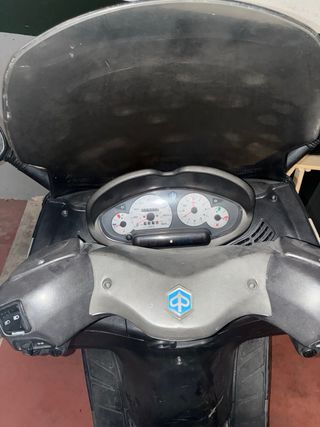 Piaggio X8 125cc