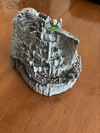 Escultura El Señor de los Anillos