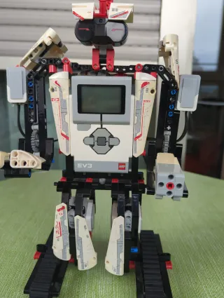 Lego Mindstorms EV3 Robot
