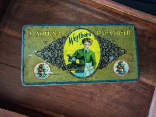 Caja Lata Máquinas de Coser Wertheim