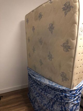 Somier y colchón 135x190cm