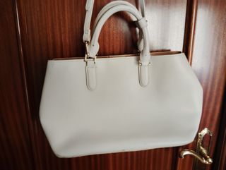 Bolso blanco mujer con detalles dorados