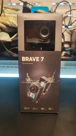 Cámara Deportiva AKASO Brave 7 Negra