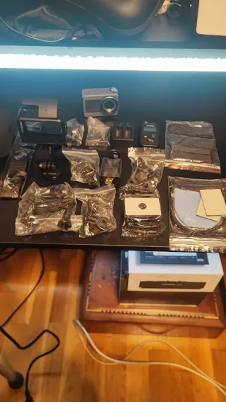 Cámara Deportiva AKASO Brave 7 Negra