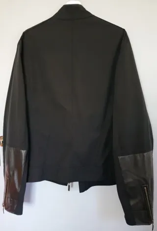 Chaqueta Versace Talla 54 Negra.estilo motero