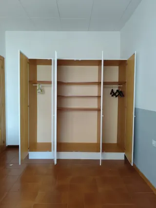 Armario blanco 200x205 cm